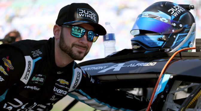 Featured Image for Starting anew: Alfredo embraces new chapter with Viking Motorsports