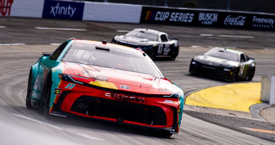 hamlin drives at martinsville