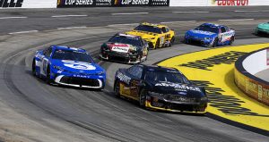 Ryan Blaney and Tyler Reddick race.