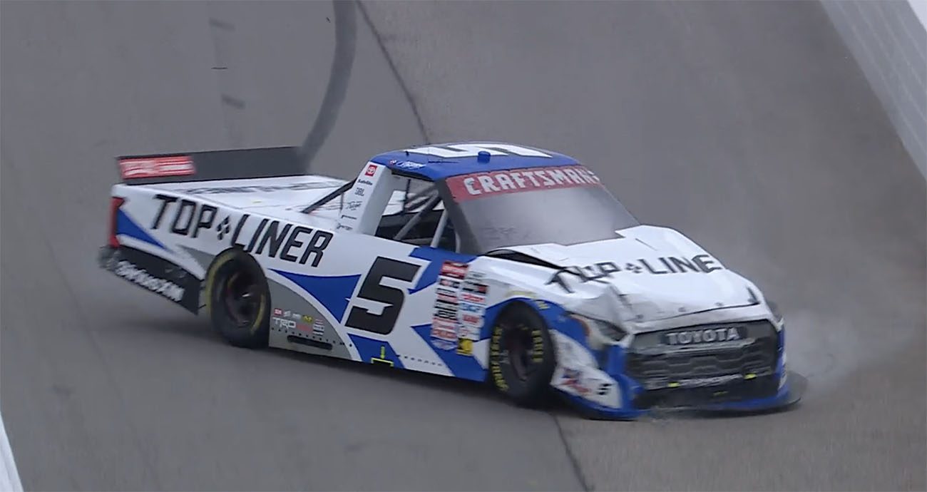Adam Andretti spins, wrecks down the backstretch early in Stage 2 | NASCAR