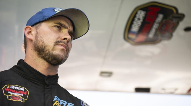 Featured image for PIT BOX: Modified Tour set to break the ice Sunday at Thompson Speedway Motorsports Park
