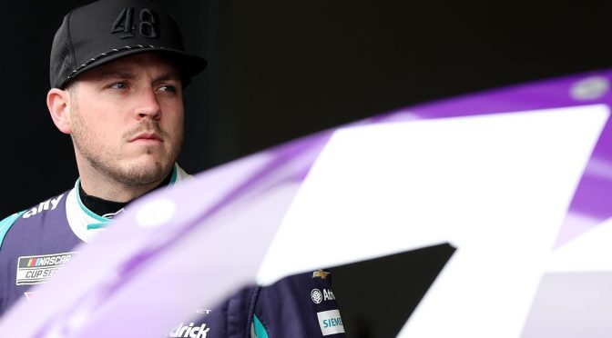 Featured Image for Alex Bowman details vertigo bout, ready for Bristol return: ‘Thankful to be back’
