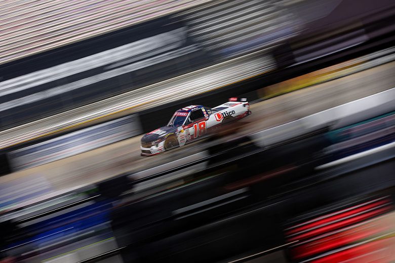 Tyler Ankrum drives at Bristol.