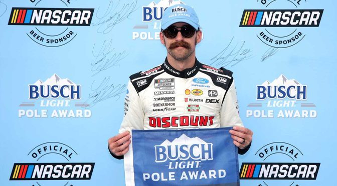 Featured Image for Ryan Blaney rules qualifying, soars to Cup Series pole at Bristol