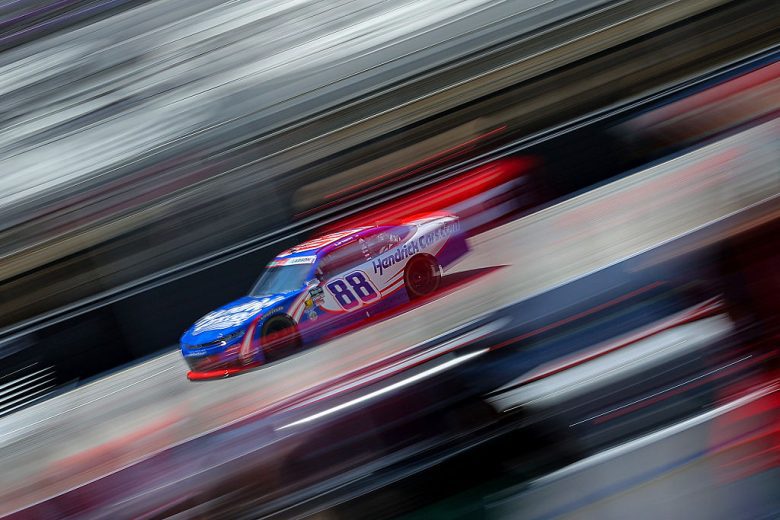 Kyle Larson drives at Bristol.