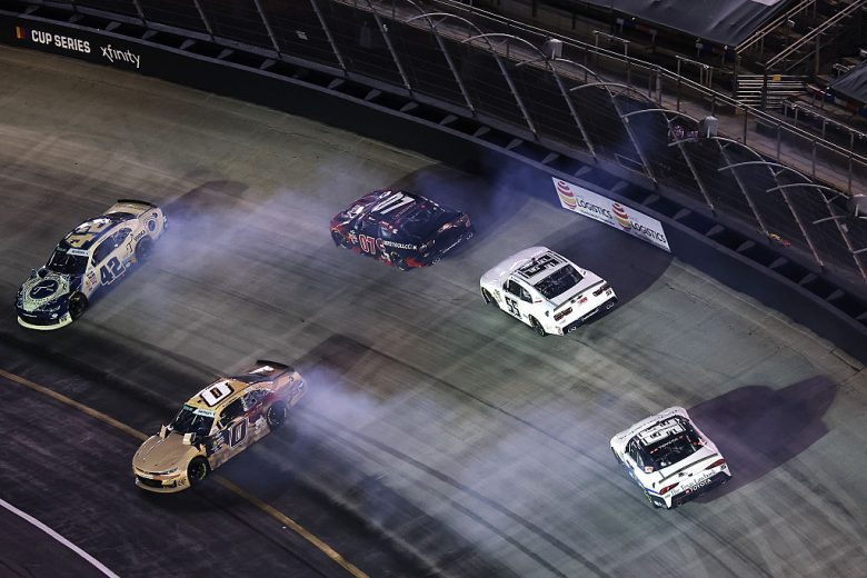 Logan Bearden and Garrett Smithley spin at Bristol.