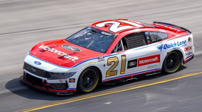 Featured Image for Matt Swiderski to assume acting crew chief duties for Wood Brothers’ No. 21 Ford at Kansas