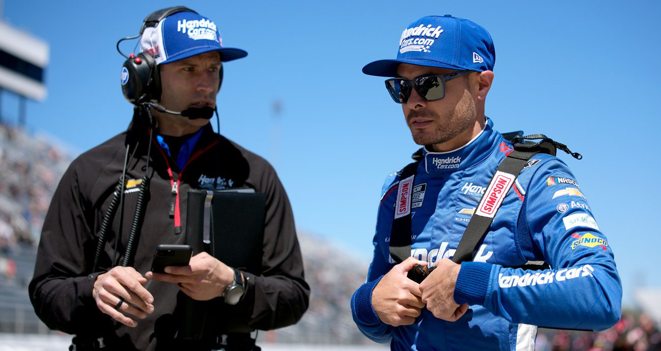 Cliff Daniels and Kyle Larson speak at Martinsville.