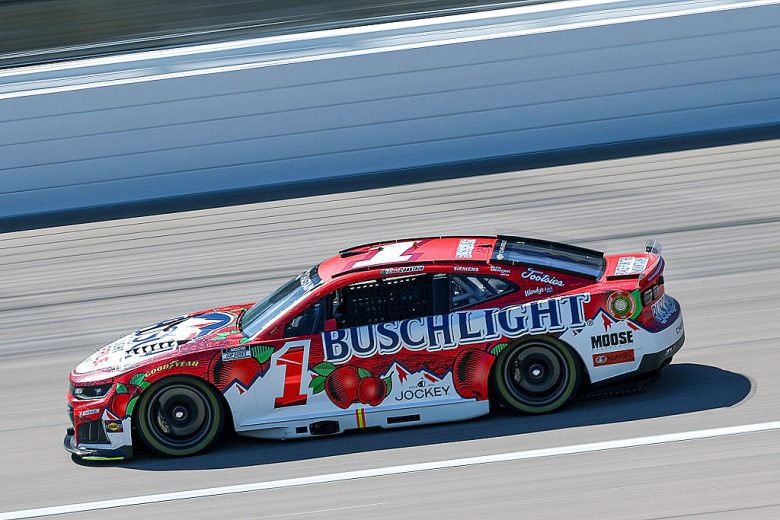 Ross Chastain drives at Kansas.