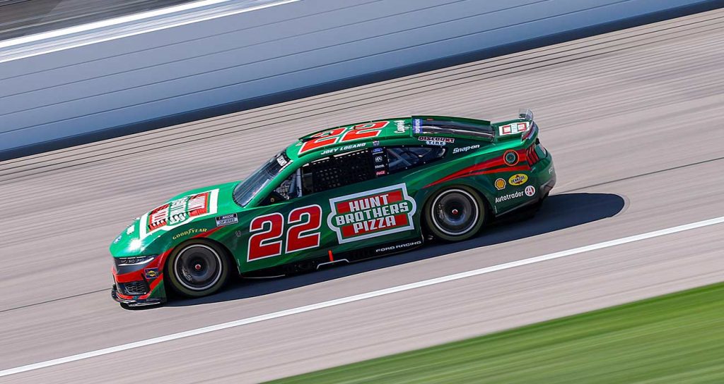 Logano, Gragson to drop to the rear for Kansas start | NASCAR