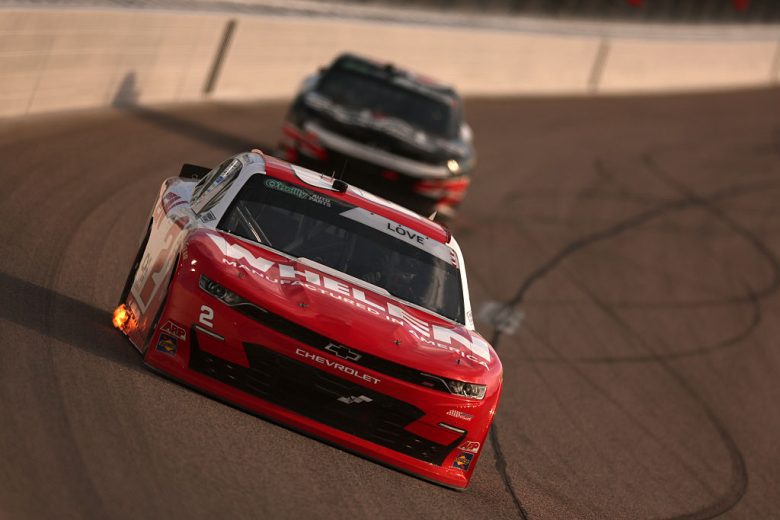 Jesse Love drives at Kansas.