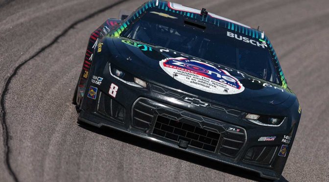 Featured Image for Kyle Busch gives Denny Hamlin late-race grief at Kansas, stokes debate