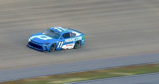 Promo Image for Hamlin serves penalty for jumping initial start