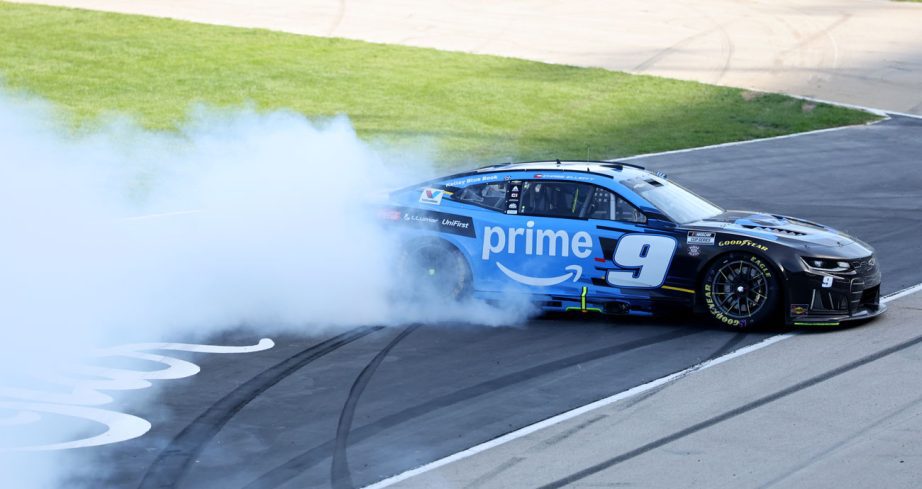 Chase Elliott does a victory burnout