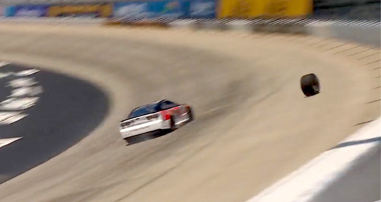 Suárez hits wall after wheel flies off in All-Star qualifying | NASCAR