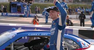 Promo Image for Day soaks it all in at Dover: 'This one feels really, really good'