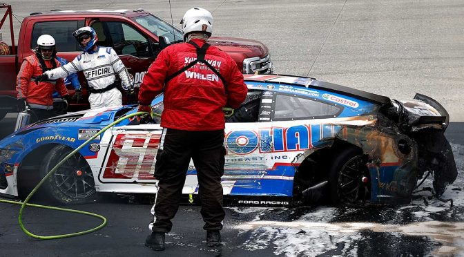 Featured image for All-Star Race halted by massive Lap 2 pileup at Dover