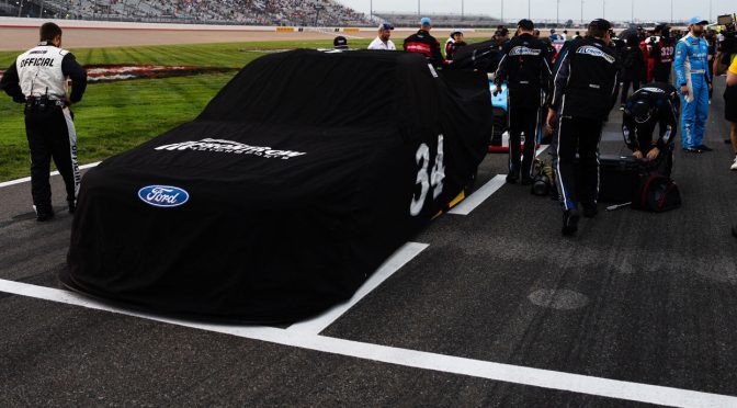 Truck Series race at Nashville delayed due to inclement weather - NASCAR.com image
