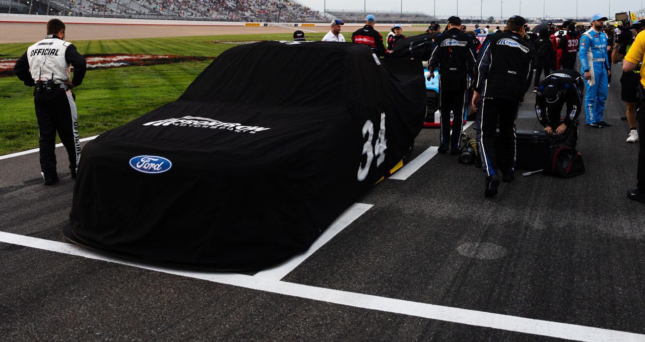 nascar craftsman truck series rain at nashville