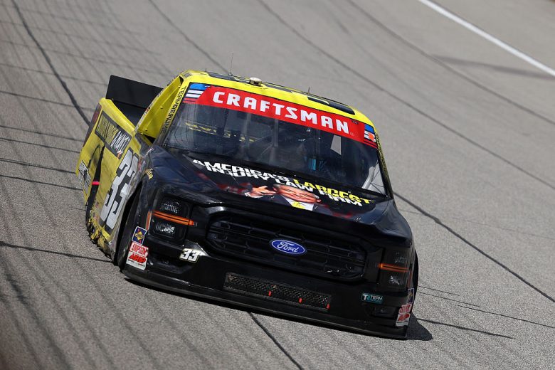 Frankie Muniz drives the No. 33 Ford.
