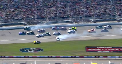 Multicar crash erupts on Michigan restart; multiple contenders involved
