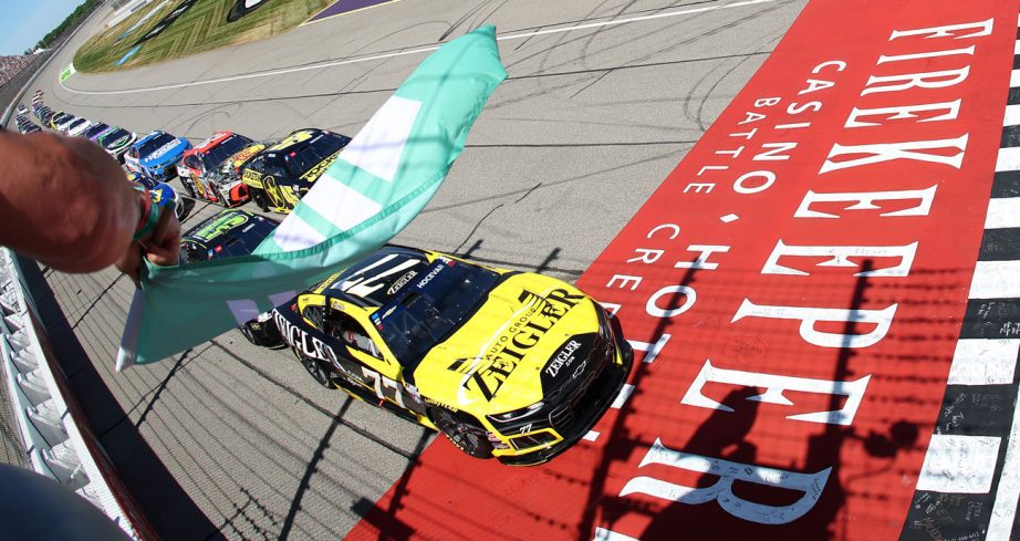 Green flag for NASCAR Cup Series at Michigan.