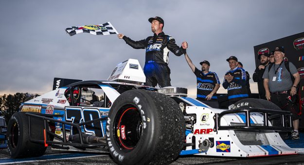 Jon McKennedy dominates the NASCAR Whelen Modified Tour’s return to Oxford Plains