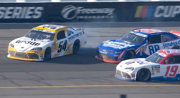 Late restart chaos results in Taylor Gray spinning