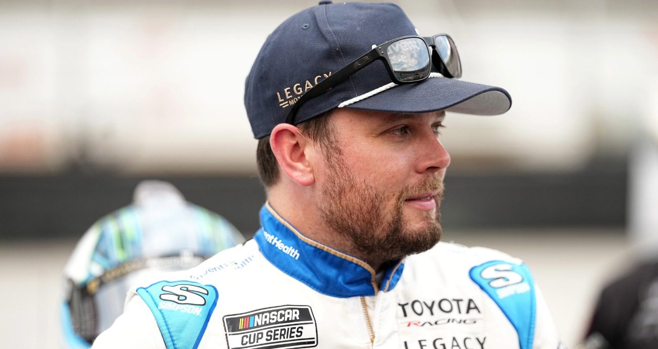 Promo Image for Jones feels he's on same page with new crew chief