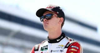 Promo Image for Love to join Wood Brothers in 2027 in full-time move to Cup