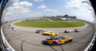 Promo Image for Chicagoland entry list (Sat., 5:30 p.m. ET, The CW)
