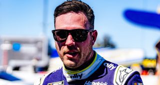 Alex Bowman on future as Hendrick contract nears end: 'I don't feel like I'm racing for my job'
