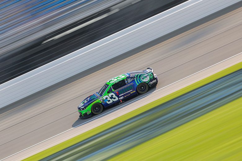 Austin Hill drives at Chicagoland.