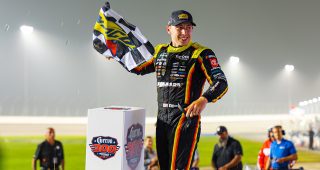 Promo Image for Recap: Jones holds strong, clinches Chicagoland dub