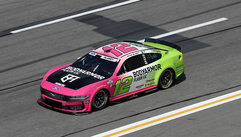 Ryan Blaney drives at EchoPark.