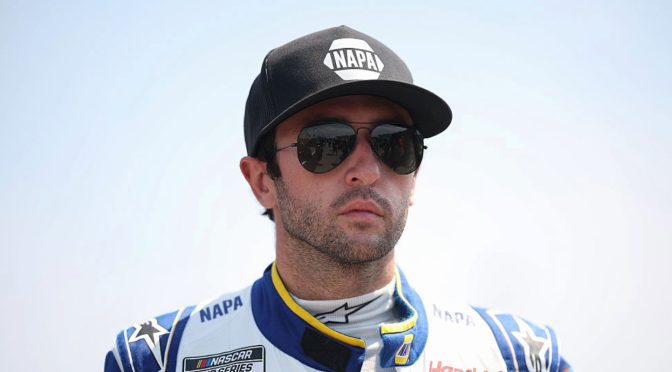 Elliott reminisces old childhood playground, EchoPark challenge