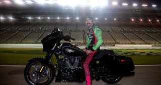 Promo Image for Midnight rider: Blaney reigns in epic EchoPark win