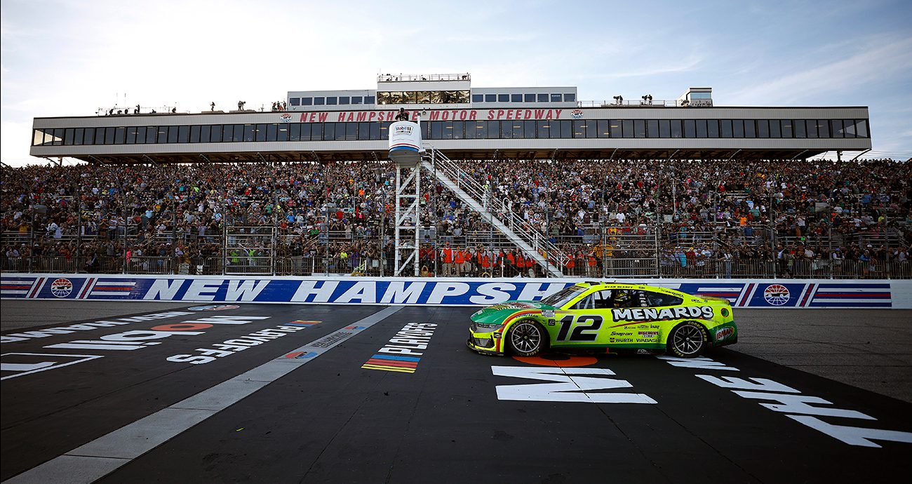 ryan blaney drives at new hampshire