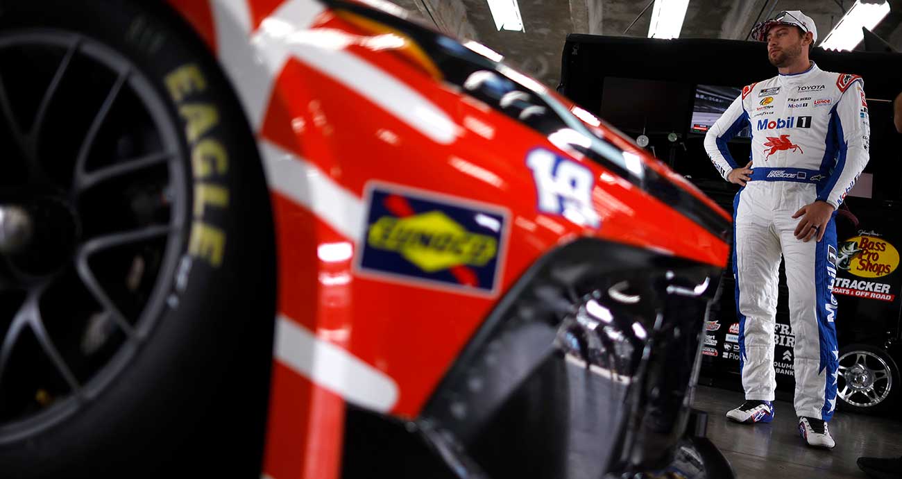 Off and running at Indy: Top photos from weekend