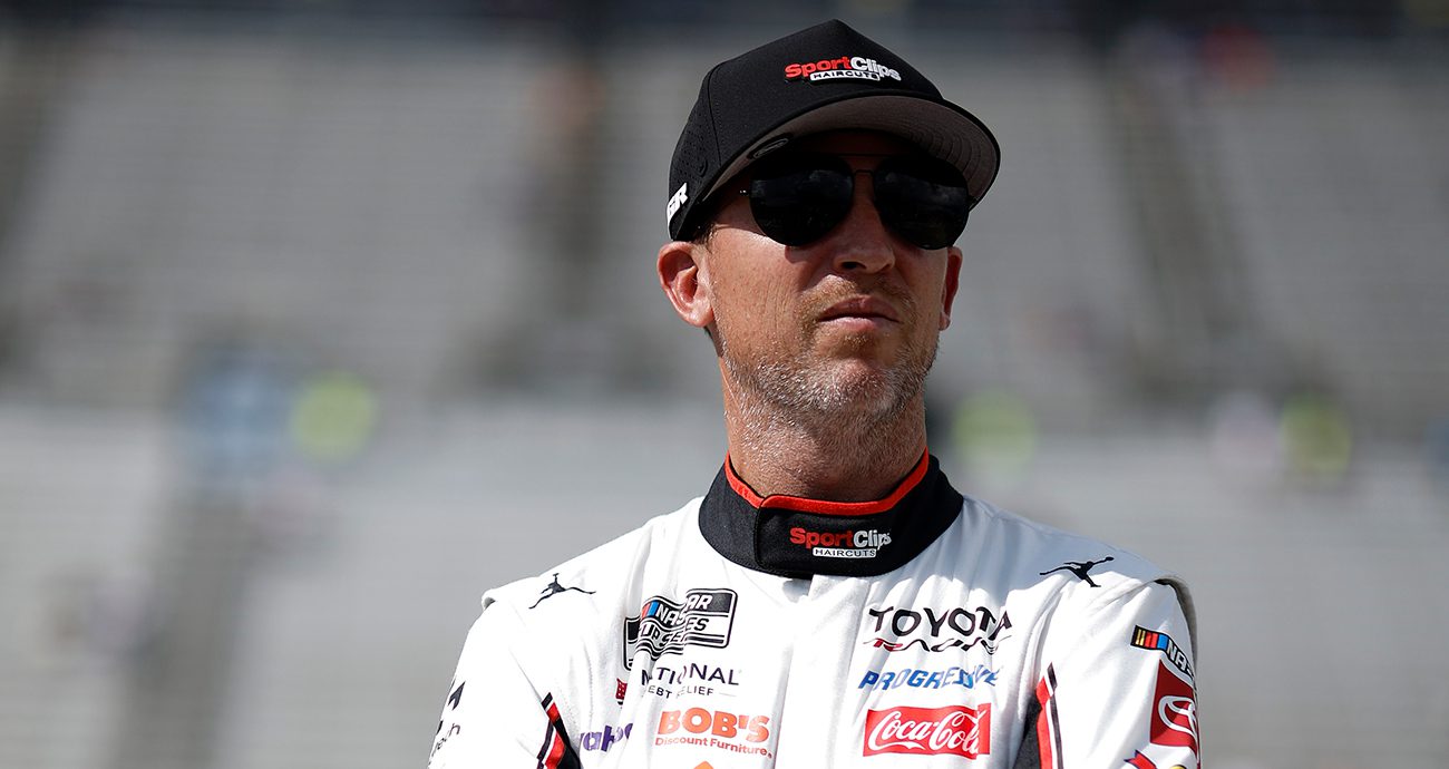 a photo of Denny Hamlin.