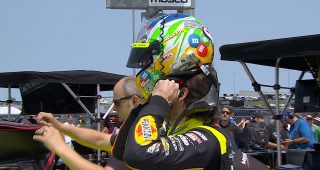 Promo Image for Ryan Blaney shows off Kyle Busch tribute helmet at Iowa