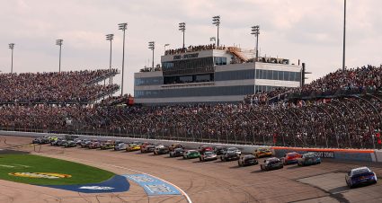 What to Watch: Iowa sets stage for final momentum gains before Chase