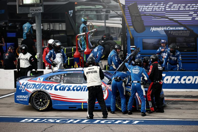 Kyle Larson enters pit box.