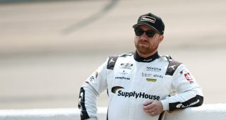 Promo Image for Reddick accepts blame for early contact: '100%, it's on me'