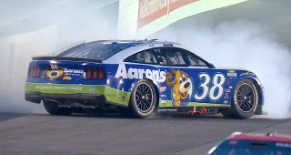 Promo Image for Short-track spin! Smith goes around off Turn 2