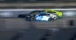 Promo Image for Reddick charges from ninth to third on fresh tires
