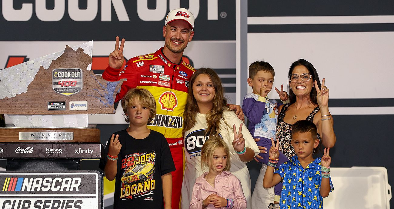 Family portrait! Logano celebrates Richmond triumph