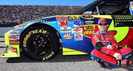 One for the ages: Mark Martin’s final Cup win at NHMS a surreal highlight to a dreamlike 2009 season