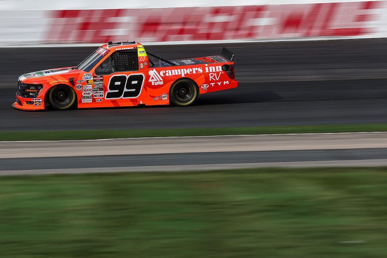 Ben Rhodes drives at New Hampshire.
