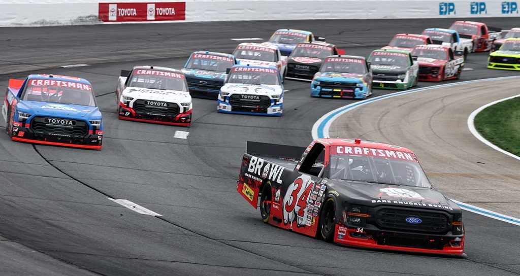 Layne Riggs' No. 34 Ford leads the pack in Craftsman Truck Series action at New Hampshire Motor Speedway